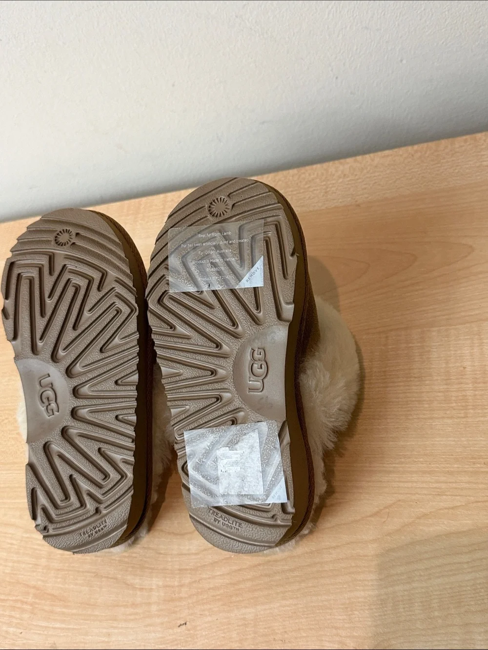 UGG Cozy II Chestnut Suede and Shearling Slippers - New - Kids 10 - Unisex